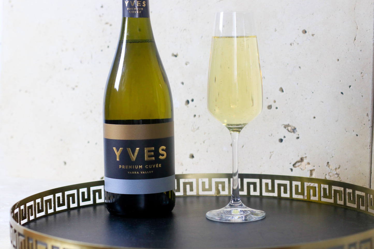 Yves Sparkling & Soleo